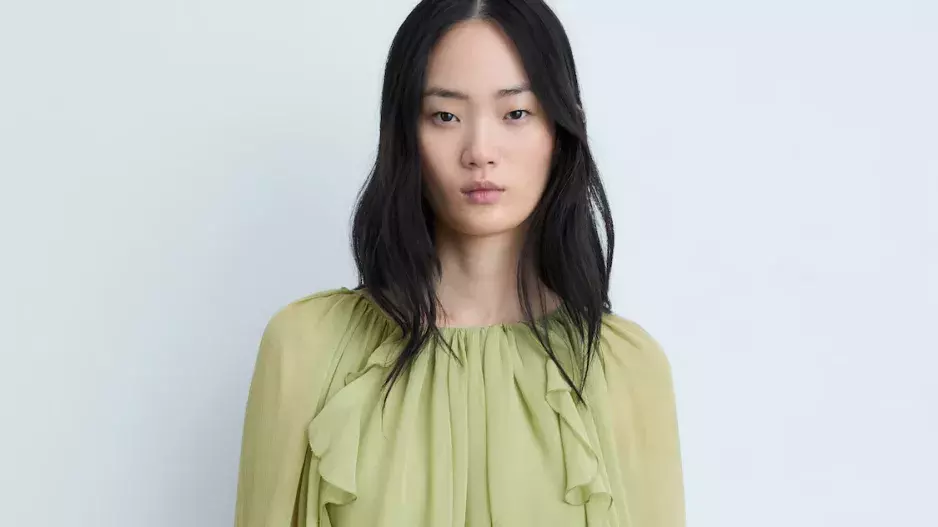 Mango, Šifonové šaty s volány