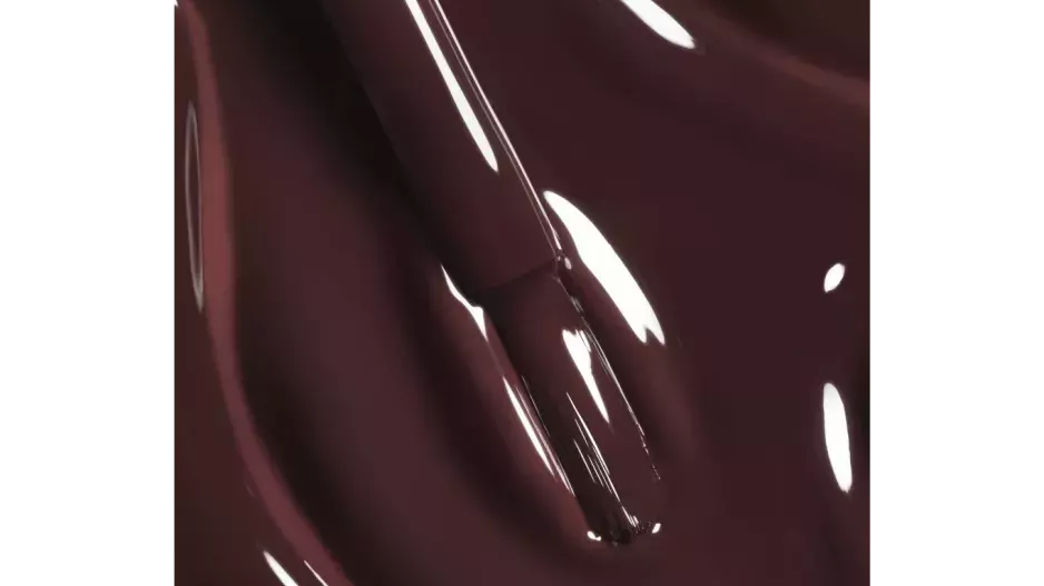 Rouge Noir Chanel, lak na nehty