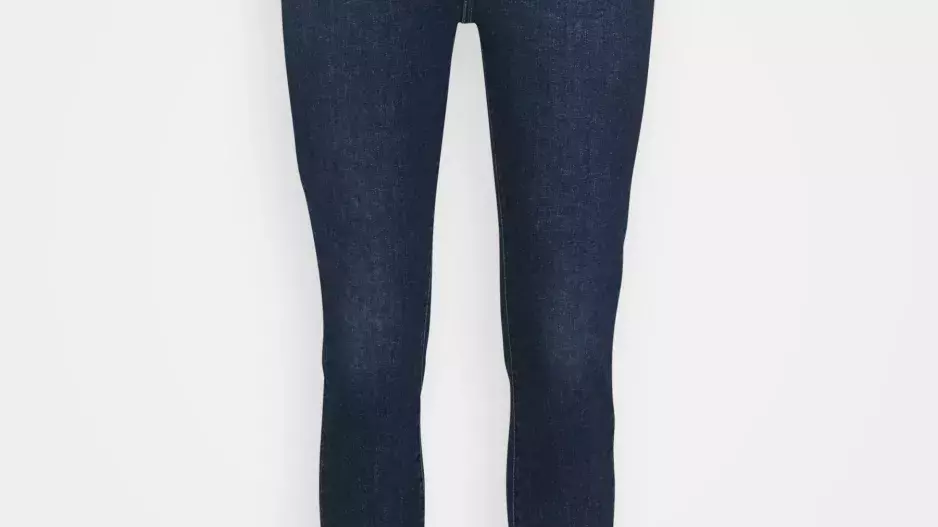 Super skinny jeans