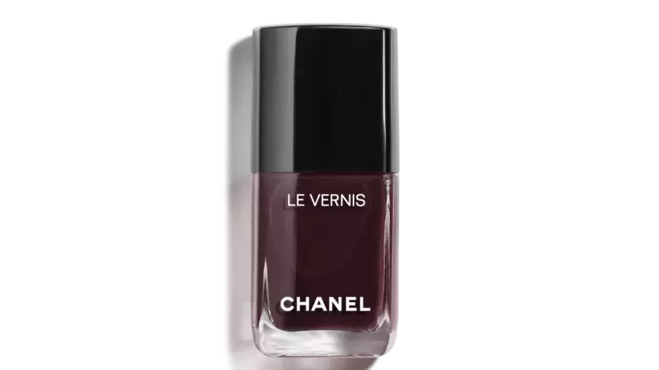 Rouge Noir Chanel, lak na nehty