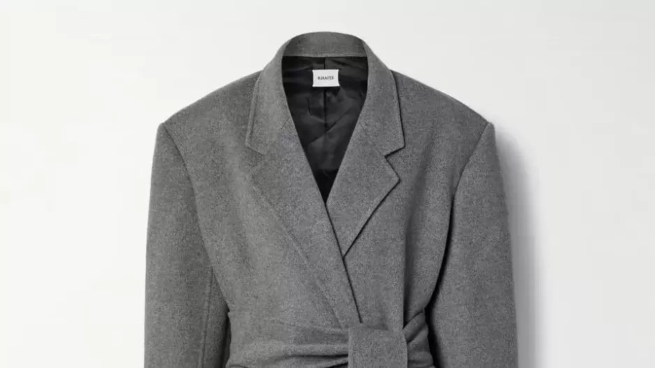 Vlněný kabát s páskem