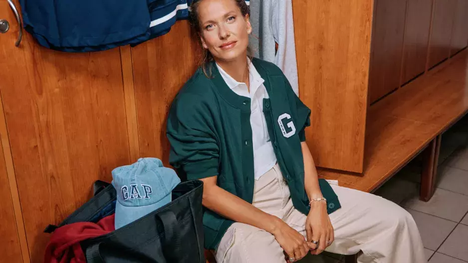 GAP x BÁRA STRÝCOVÁ GAP x BÁRA STRÝCOVÁ