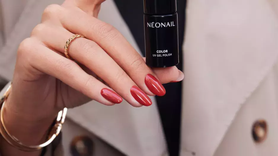 NEONAIL