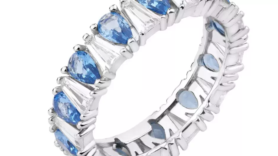 Stříbrné prsteny se zirkony Stříbrné prsteny se zirkony