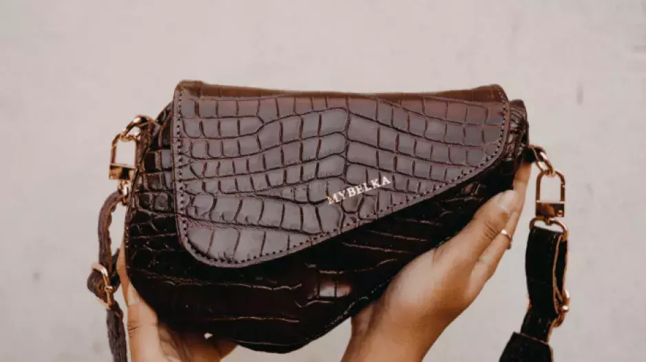 Chocolate brown Chocolate brown