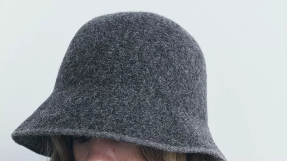 Klobouk s příměsí vlny