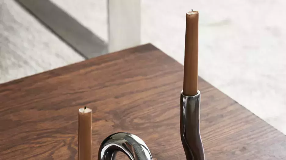 Kovový svícen Kovový svícen