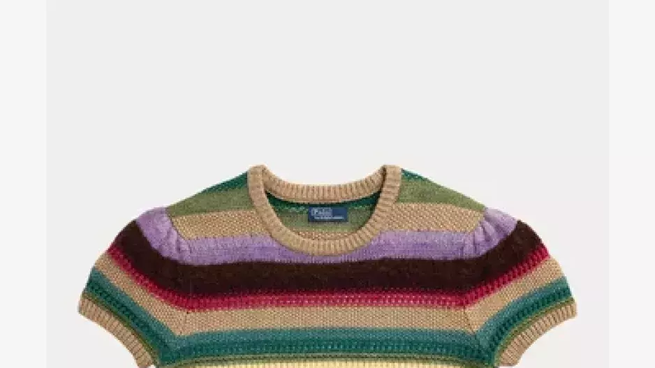 Pruhovaný svetr s krátkým rukávem