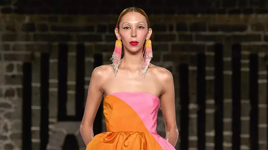 Kolekce Carolina Herrera Resort 25