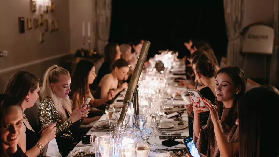 STARRY NIGHT HAIR AFFAIR