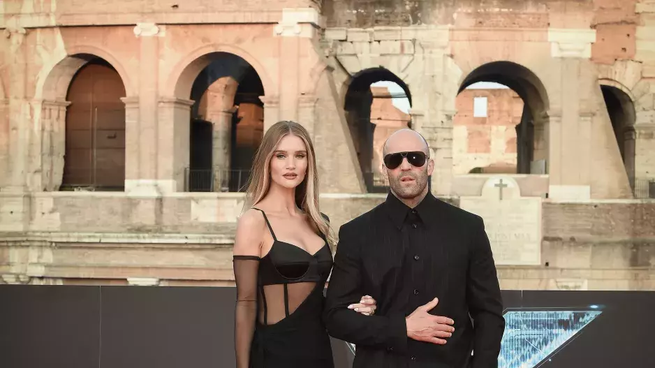 Jason Statham a Rosie Huntington-Whiteley Jason Statham a Rosie Huntington-Whiteley