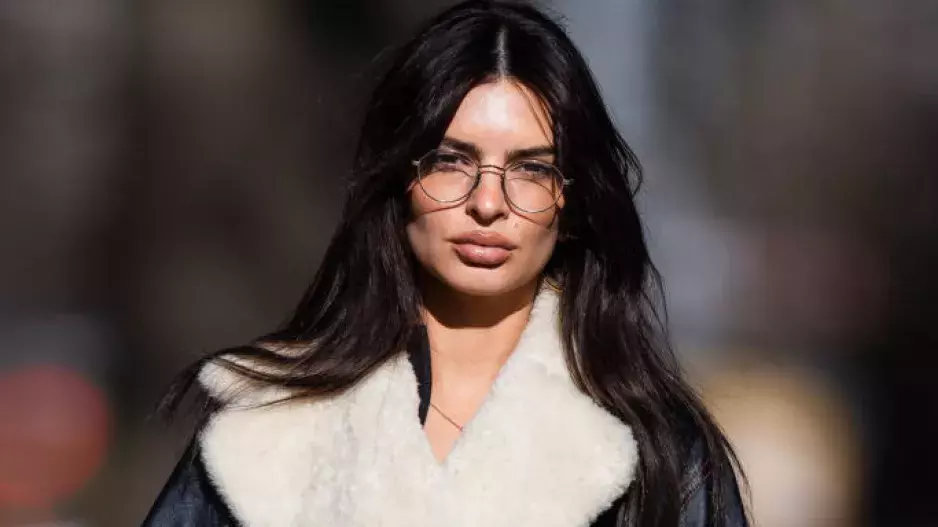 Emily Ratajkowski