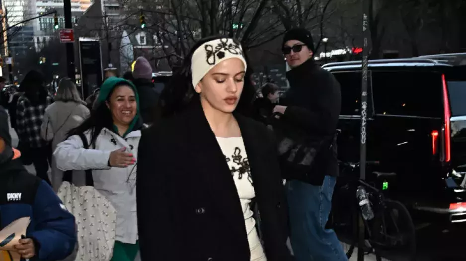 Rosália, tabi shoes