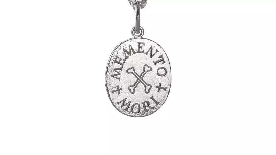 Náhrdelník Memento mori