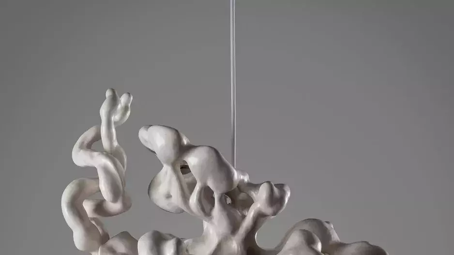 Lustr z kolekce The Bloom of Bones