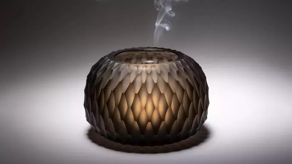 Smoke metamorphosis svícen