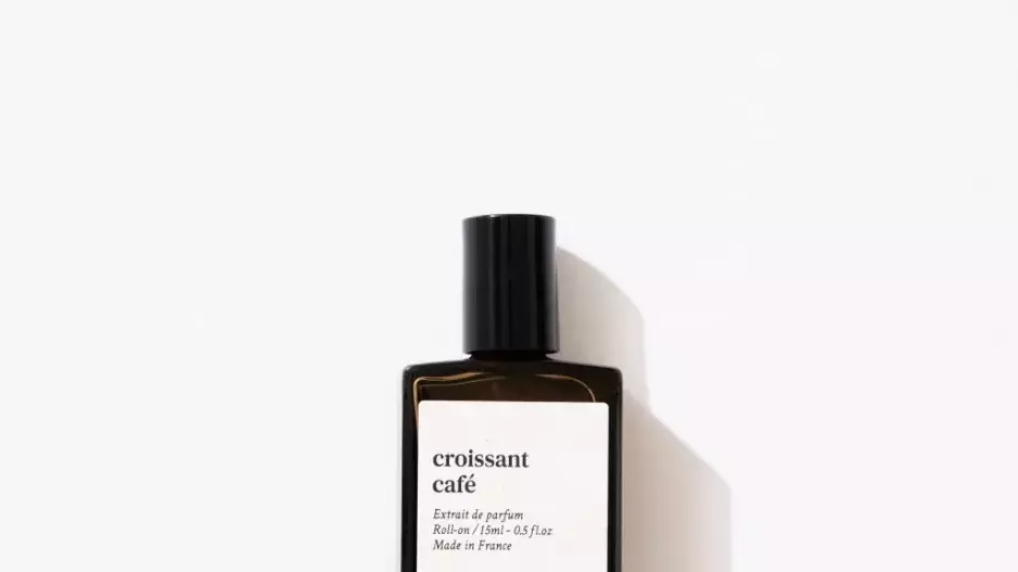 ​​Versatile Paris Croissant Café