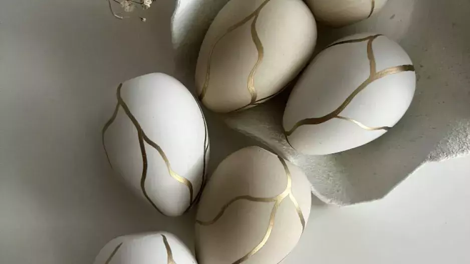 Velikonoční vejce se zlatou žílou