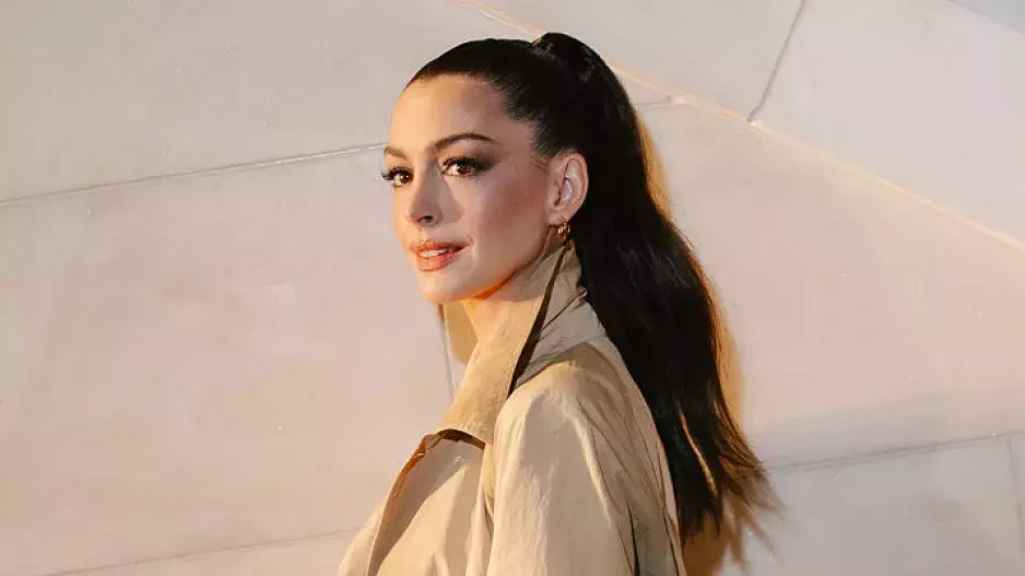 Anne Hathaway