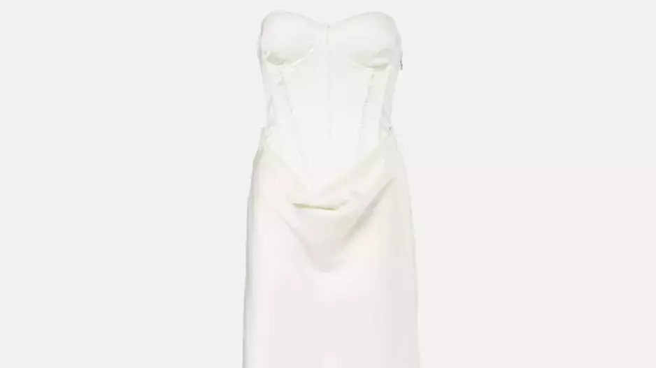 Svatební zdobené saténové korzetové šaty