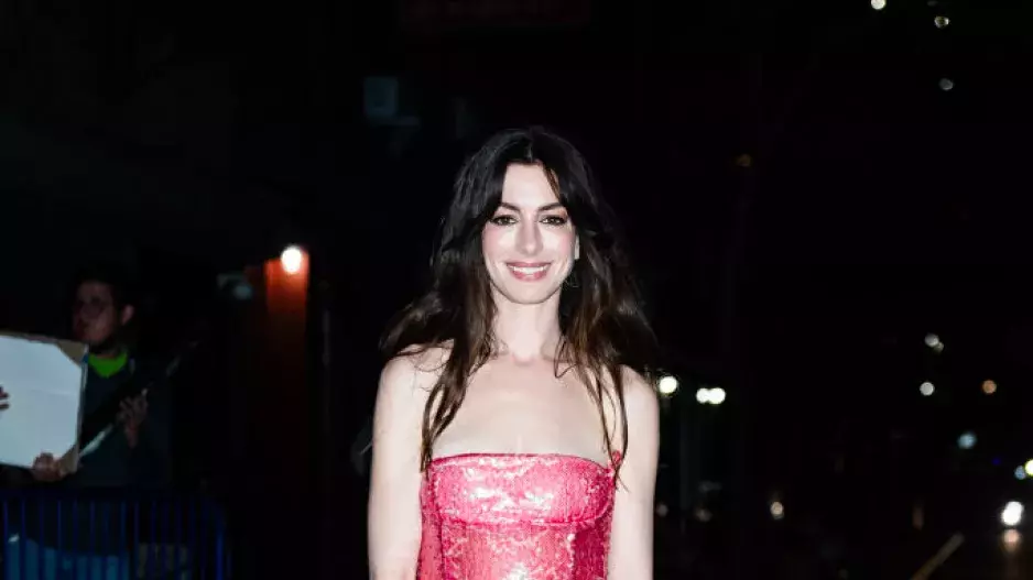 Anne Hathaway Anne Hathaway
