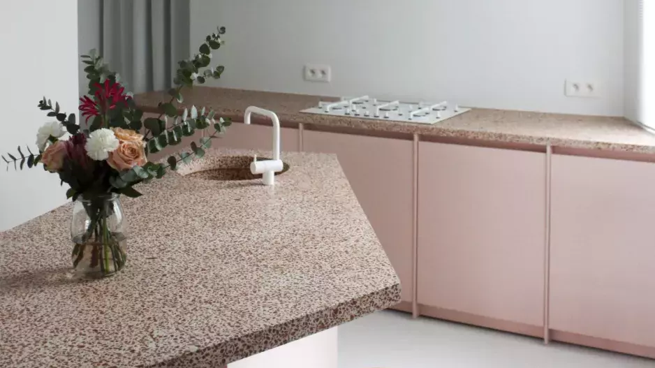 Dialect, Jonas Blondeel