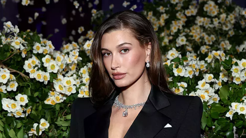Hailey Bieber