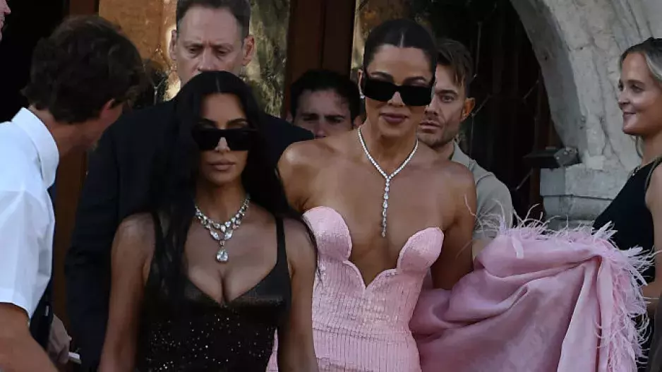 Kim Kardashian, Khloé Kardashian