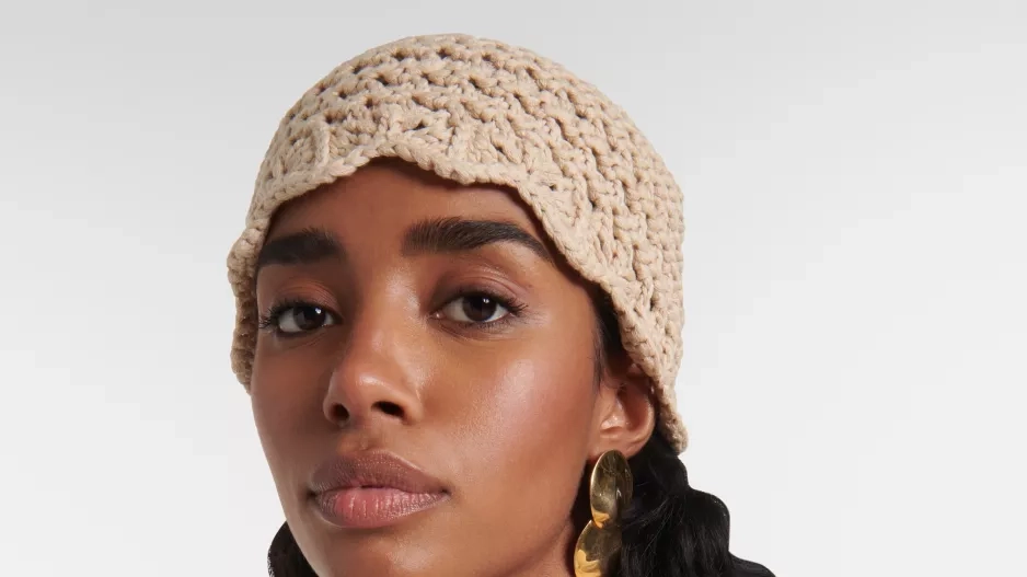 Háčkovaná čepice, Loro Piana