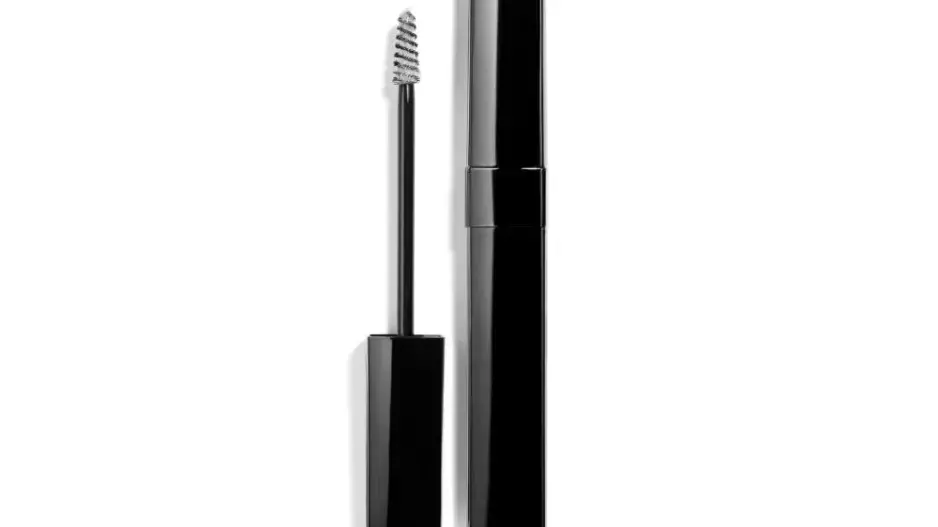 LE GEL SOURCILS, Chanel, 990 Kč LE GEL SOURCILS, Chanel, 990 Kč