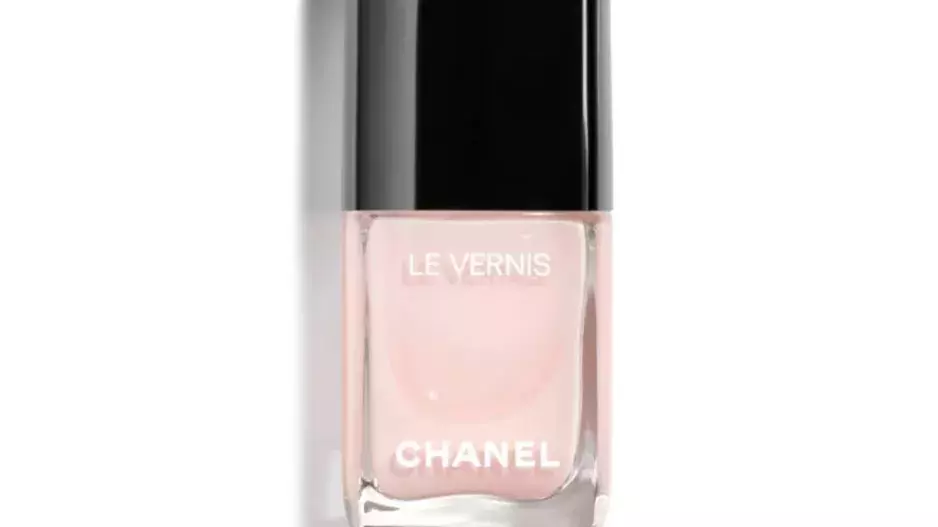 Lak na nehty odstín Ballerina, Chanel, 890 Kč