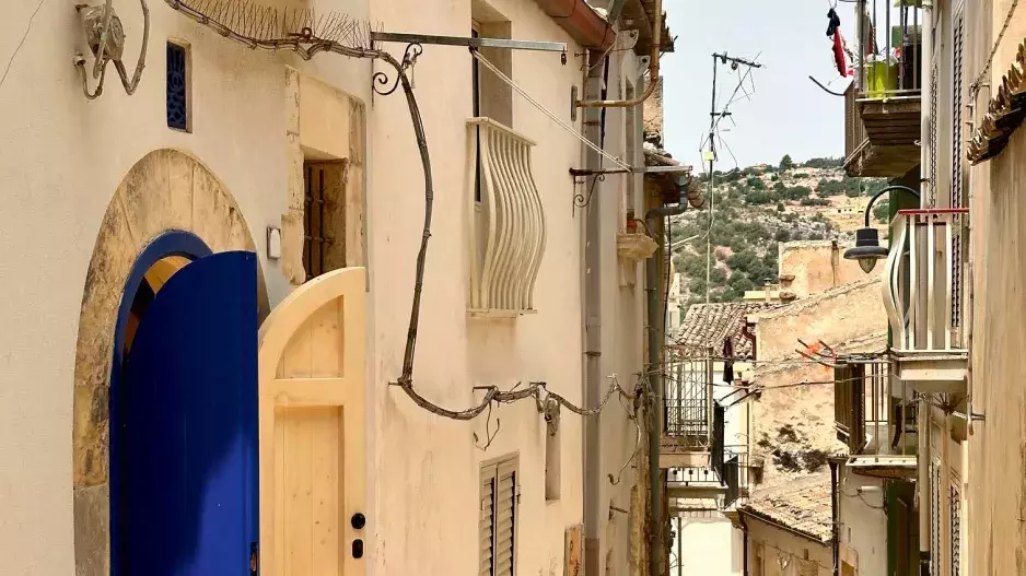 Via Asmara Via Asmara