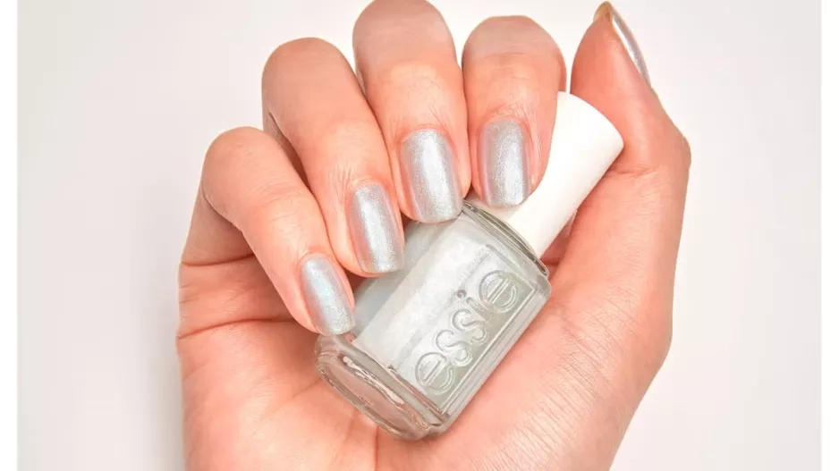 Perleťový lak na nehty
