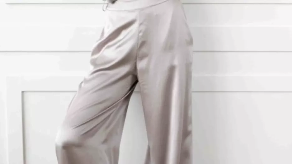 SIGNATURE LOOSE-FIT PURE SILK TROUSERS, Anna Hora