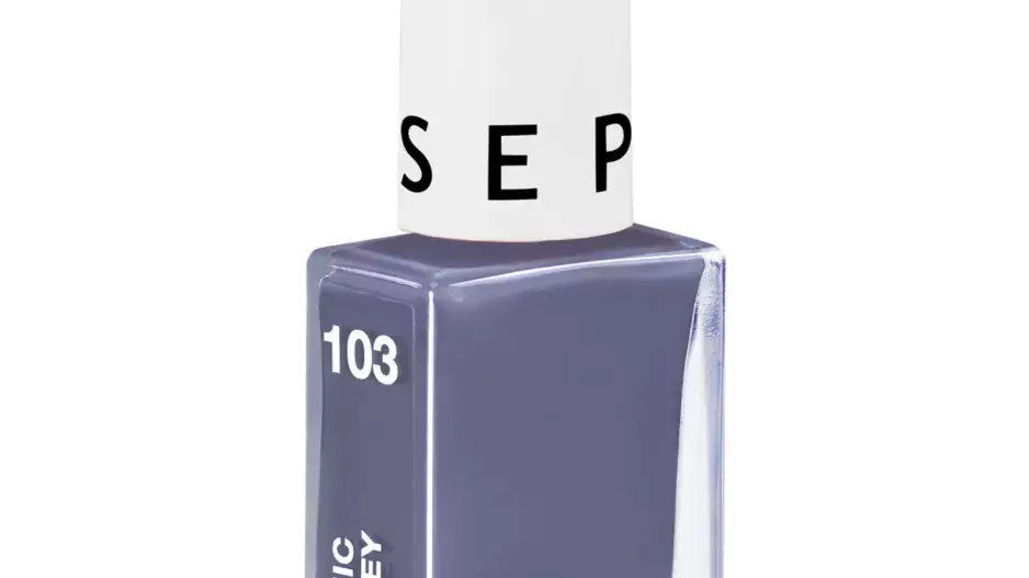 Výrazná manikúra na novou sezónu 