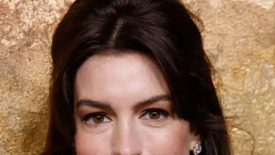 Anne Hathaway