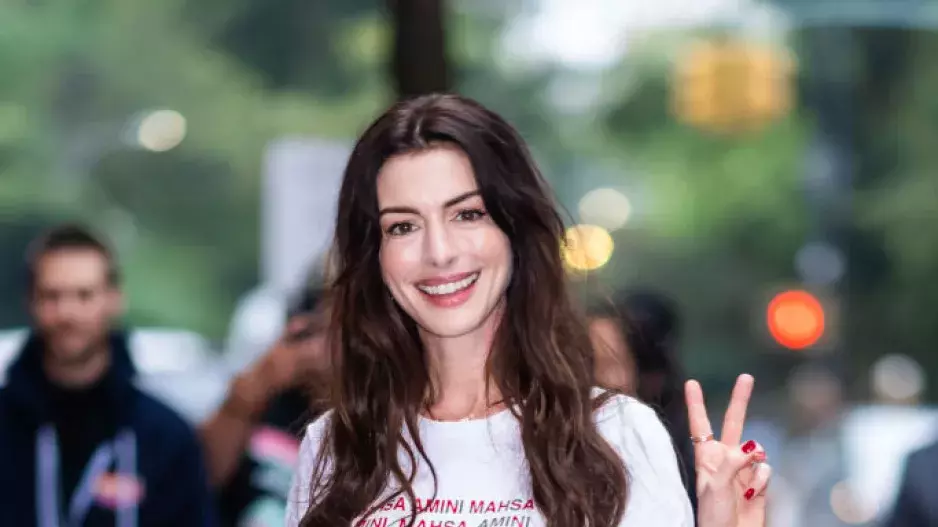Anne Hathaway