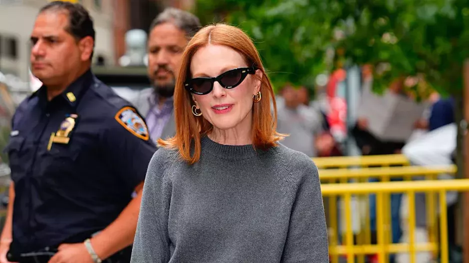 Julianne More