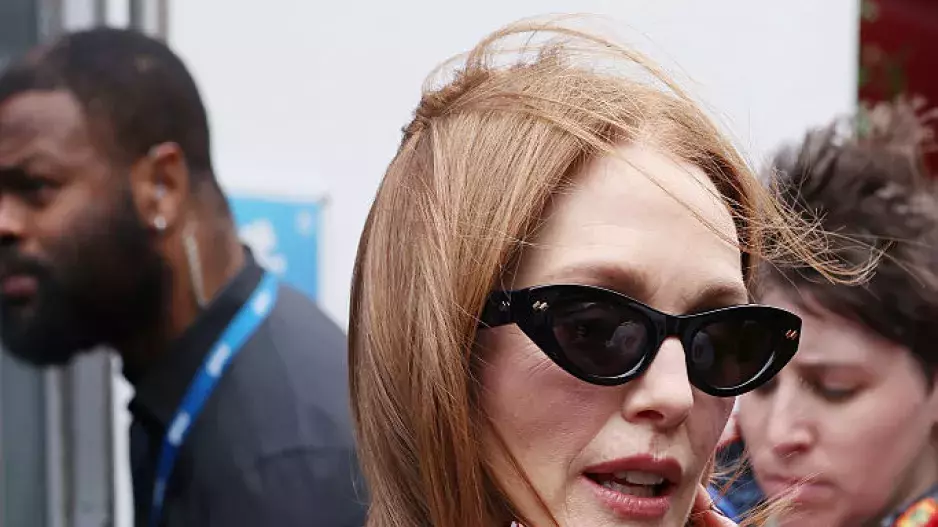 Julianne More
