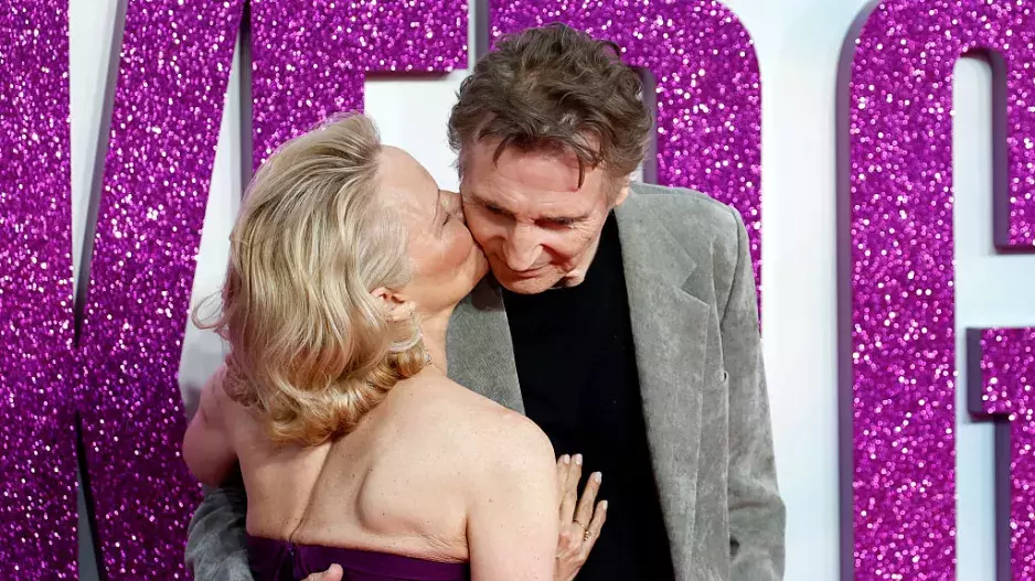 Pamela Anderson, Liam Neeson