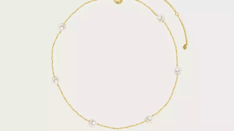 Zlatý anklet s perličkami