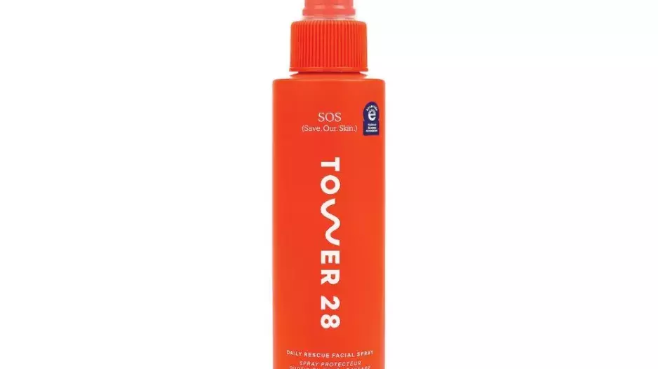 SOS Daily Rescue Facial Spray with Hypochlorous Acid, Tower 28, revolve.com, 30 € / 120 ml.