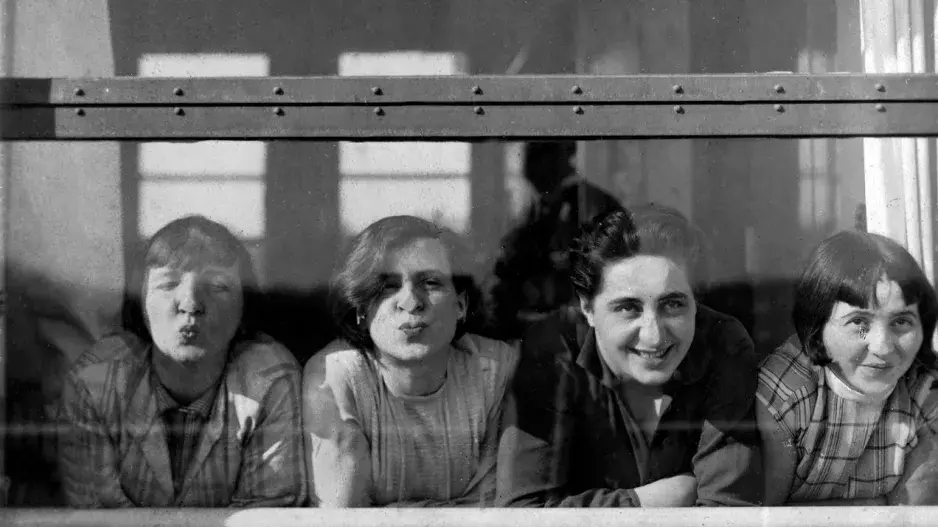 Film a Architektura, Ženy v Bauhausu