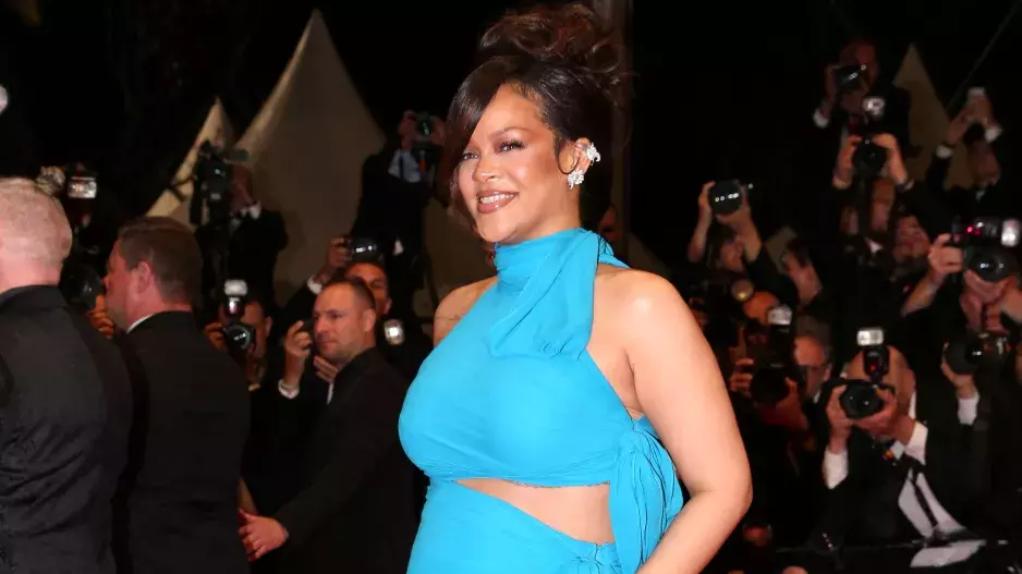 Rihaninny těhotenské outfity Rihaninny těhotenské outfity