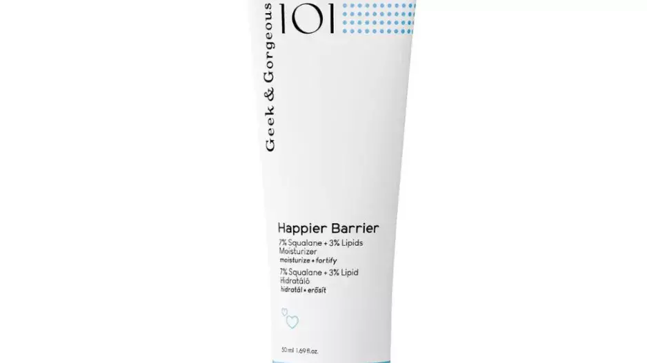 Happier Barrier, Geek & Gorgeous, 275 Kč Happier Barrier, Geek & Gorgeous, 275 Kč