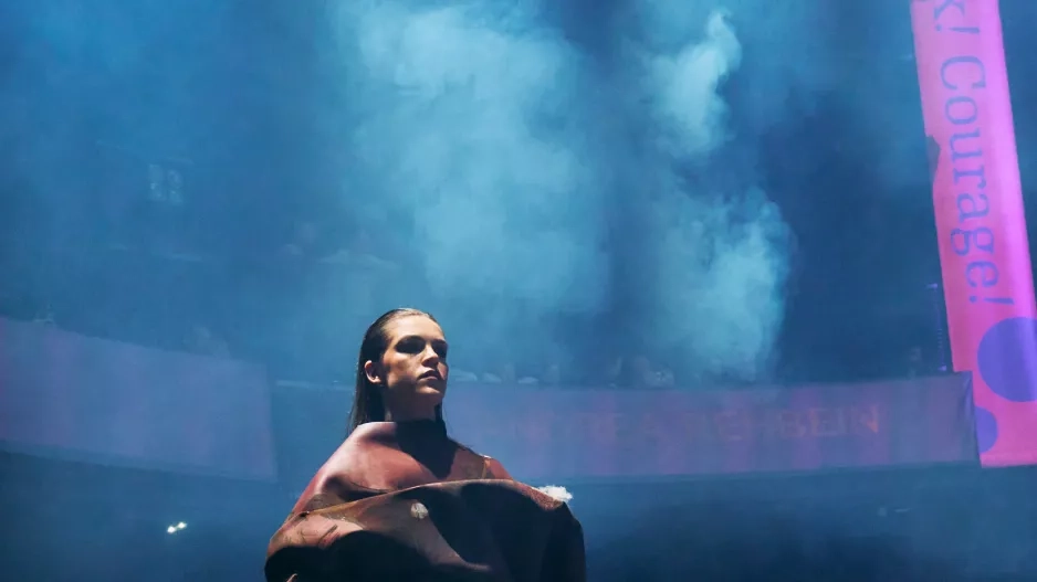 Andrea Rehbein, kolekce Approximation to the Acrobatics of Flesh