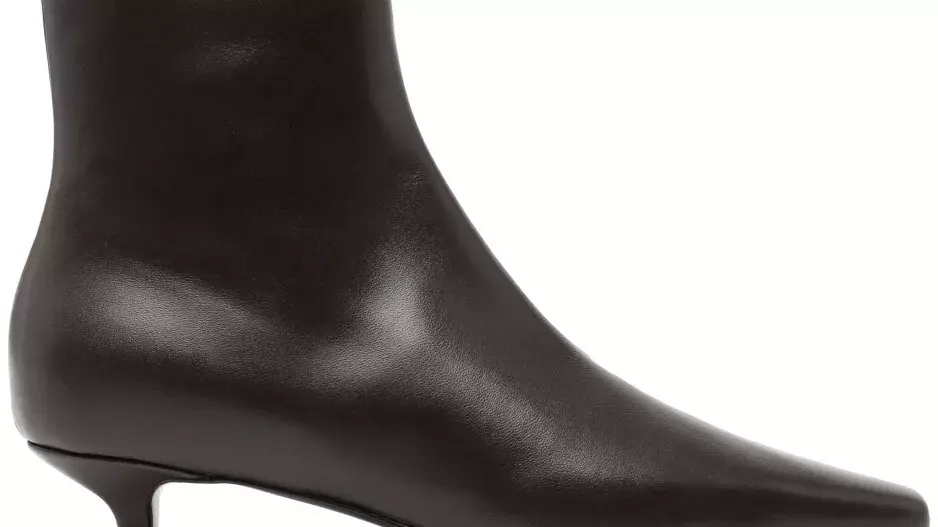 Kozačky, Toteme Kozačky, Toteme