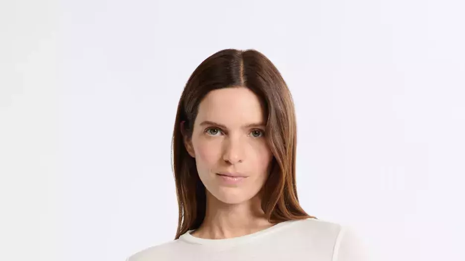 Jemně průhledné bílé triko Jemně průhledné bílé triko