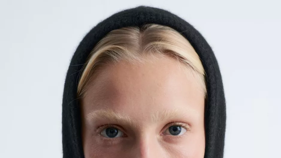 Černá kašmírová balaklava Černá kašmírová balaklava