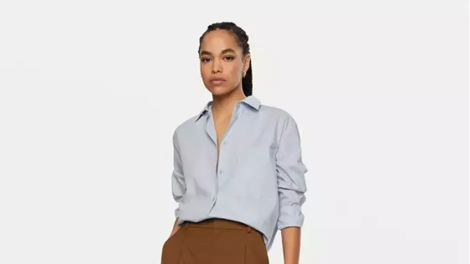 Šortky, Gestuz Šortky, Gestuz